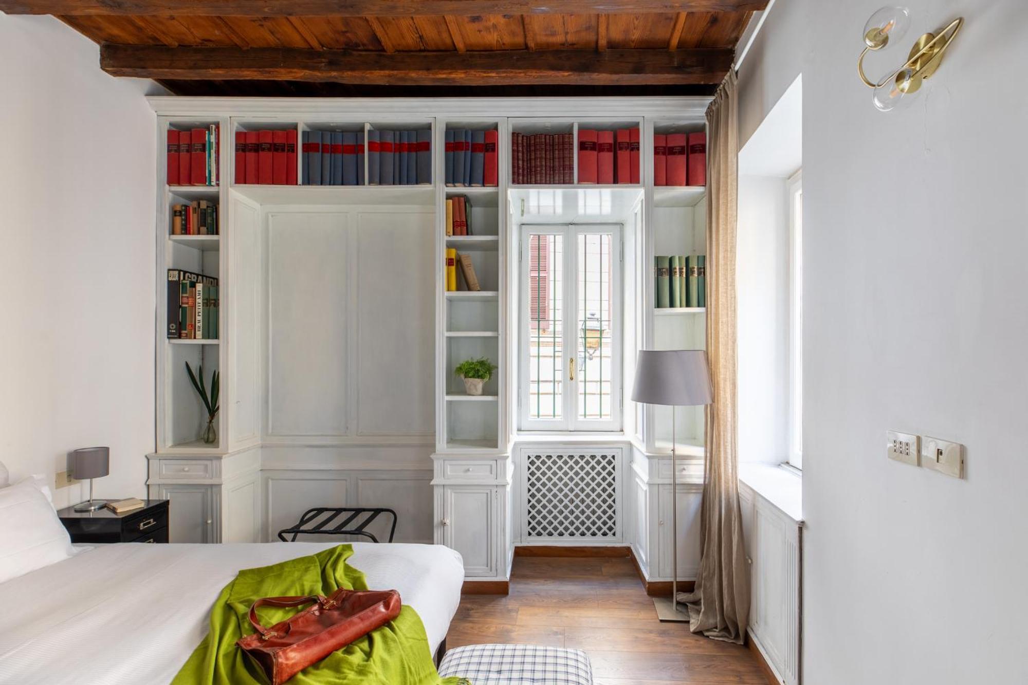 Apartment Iflat Classic And Contemporary *