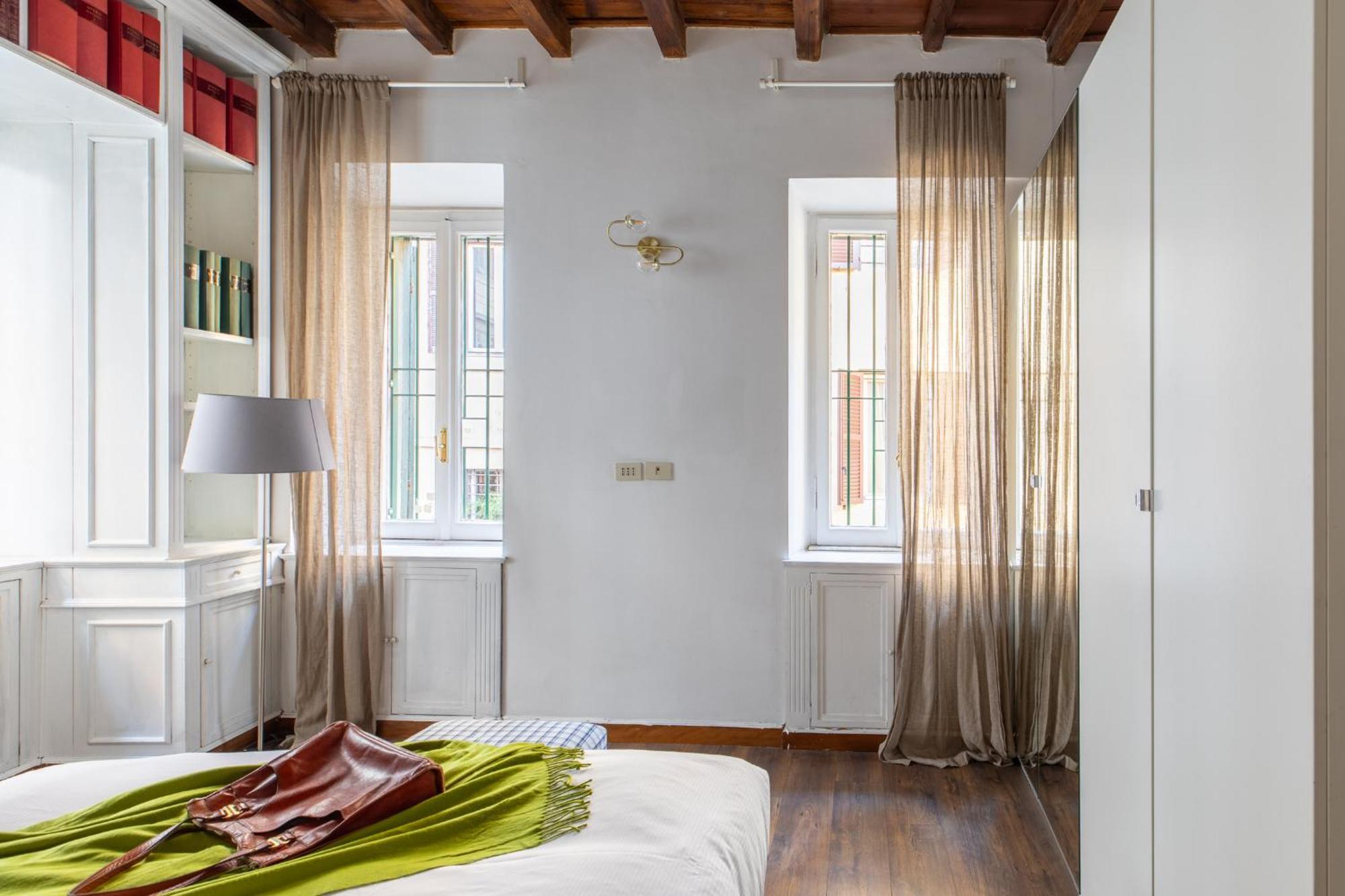 Iflat Classic And Contemporary * Rome